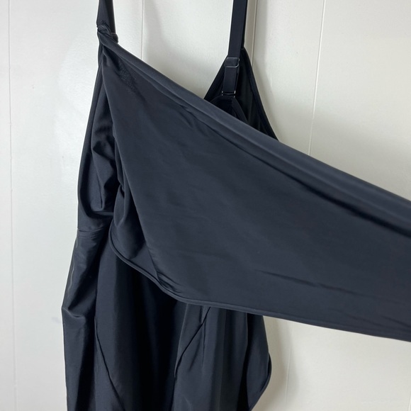 Old Navy Wrap Swim Dress One-Piece Bathing Suit 4X - Picture 4 of 11